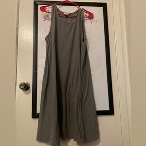 (Used) gray t-shirt dress